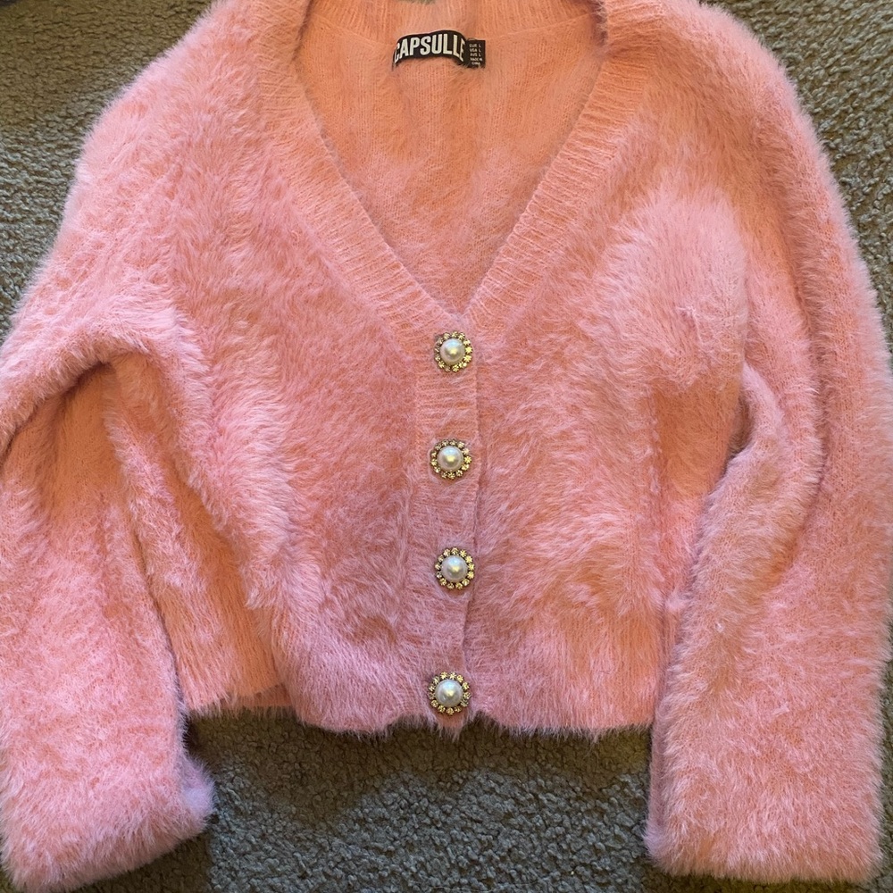 Fuzzy Sweater - Picture 3 of 4